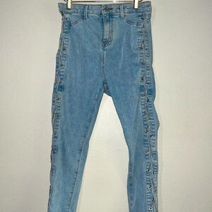 Simple Society Light Wash High Waisted Denim Jeans